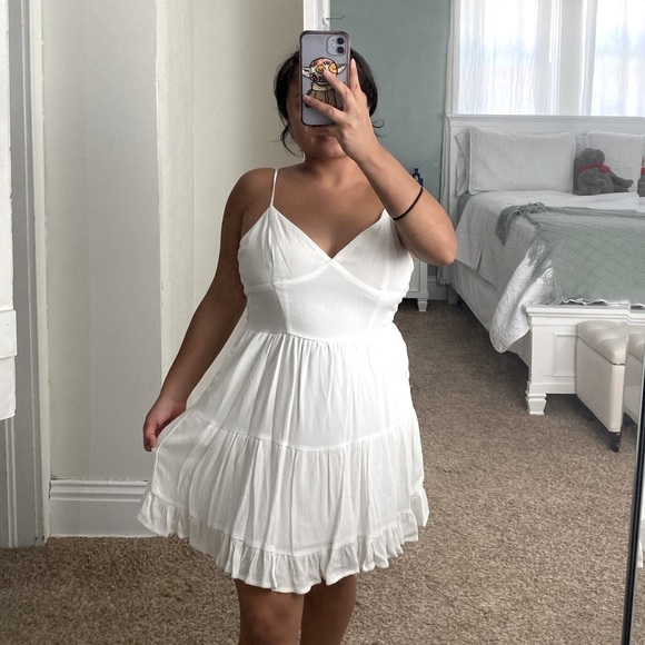 Garage | Dresses | White Flowy Dress | Poshmark